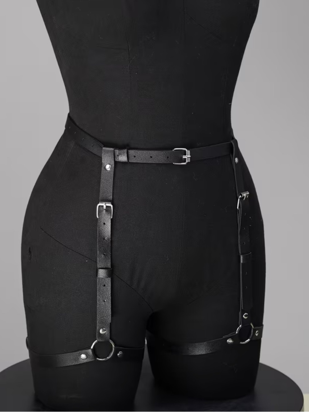 Vegan Leather Garter Belt Thigh Harness Shaping Belt Y2K Goth Rave One Size - Picture 2 of 4